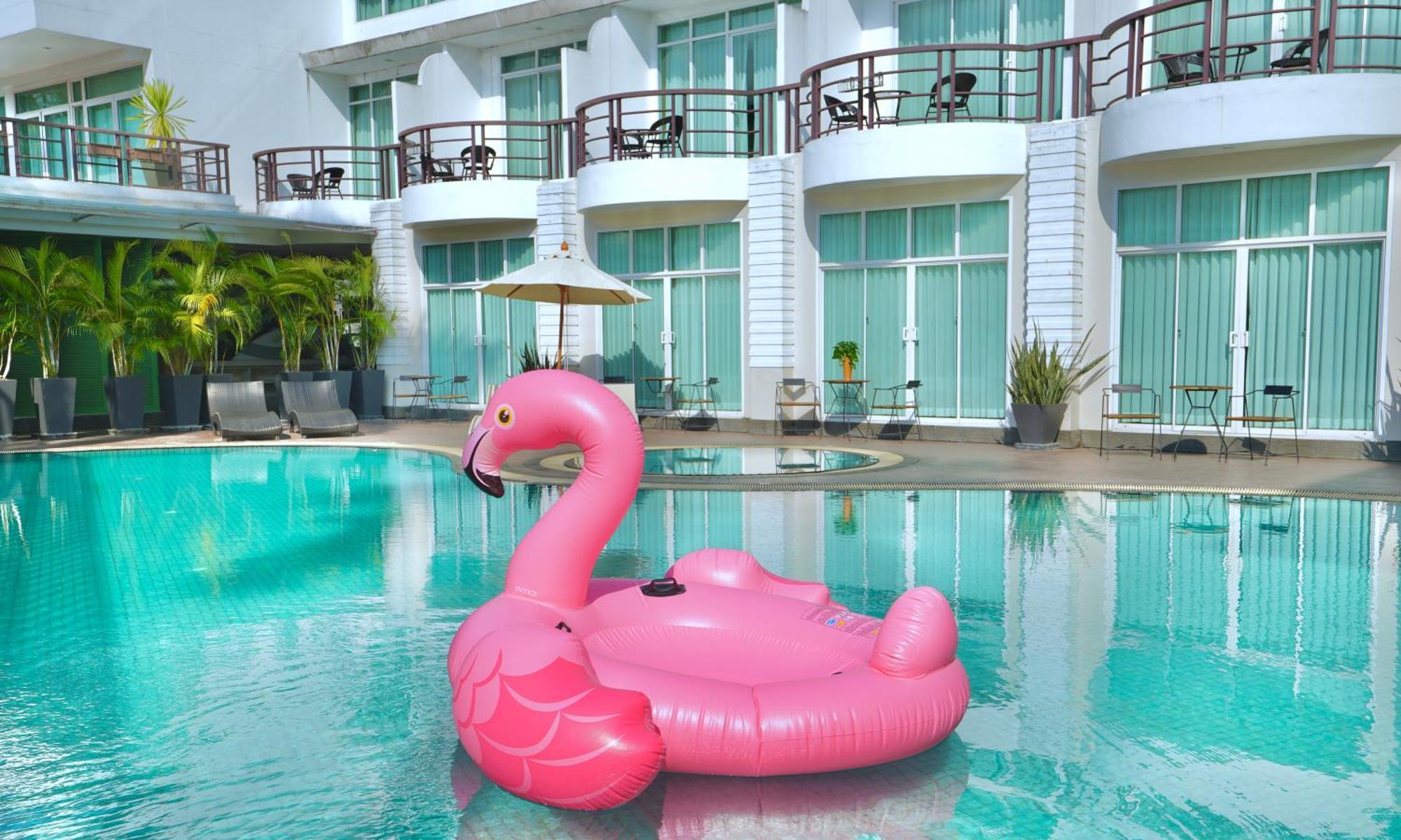 A-Te Chumphon Hotel - Sha Plus Екстериор снимка
