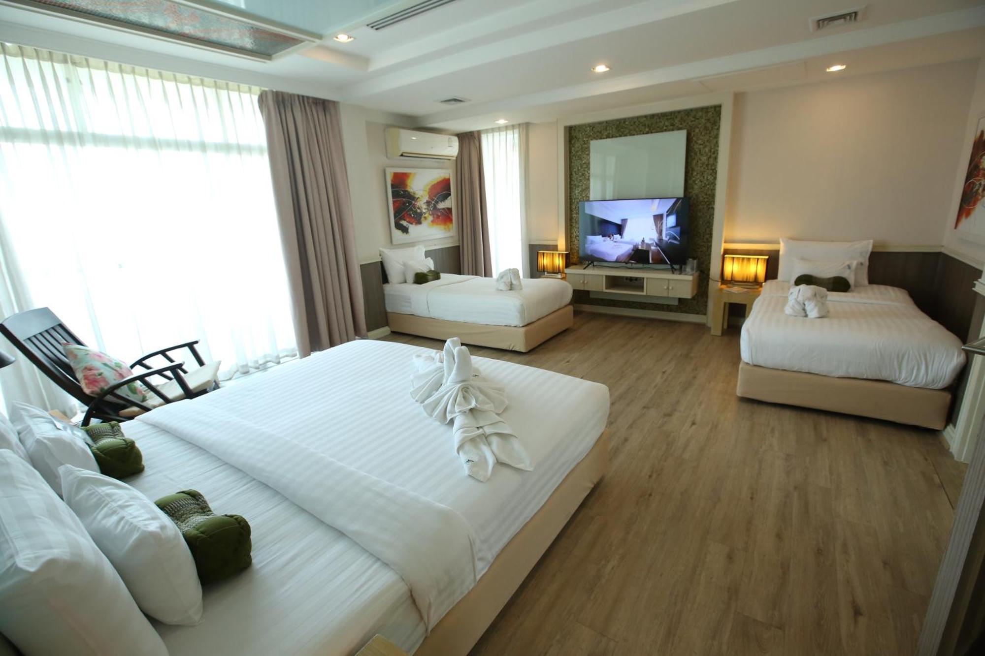 A-Te Chumphon Hotel - Sha Plus Екстериор снимка
