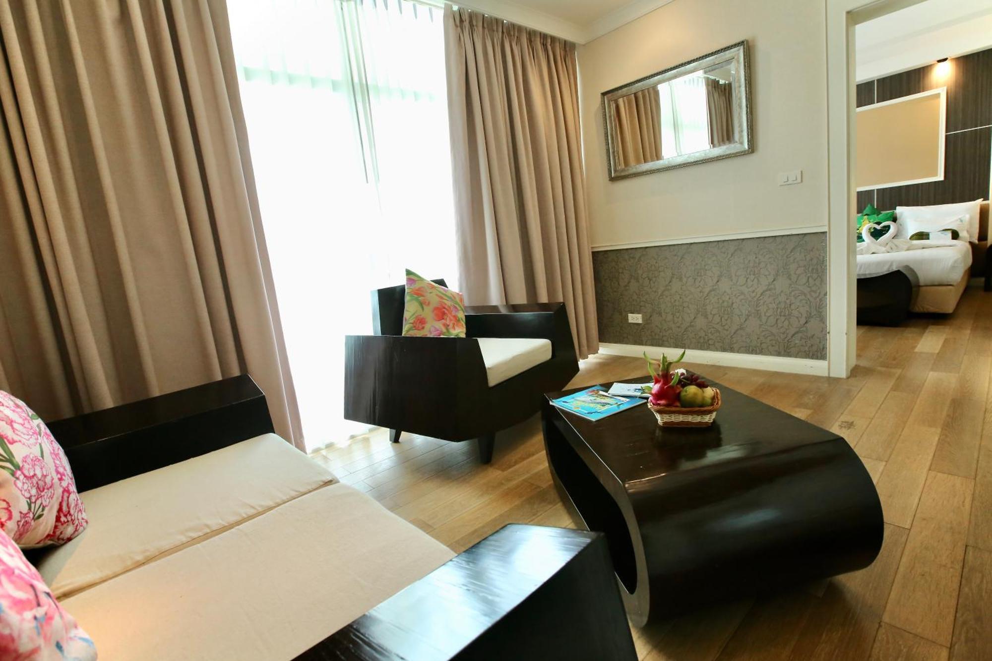 A-Te Chumphon Hotel - Sha Plus Екстериор снимка